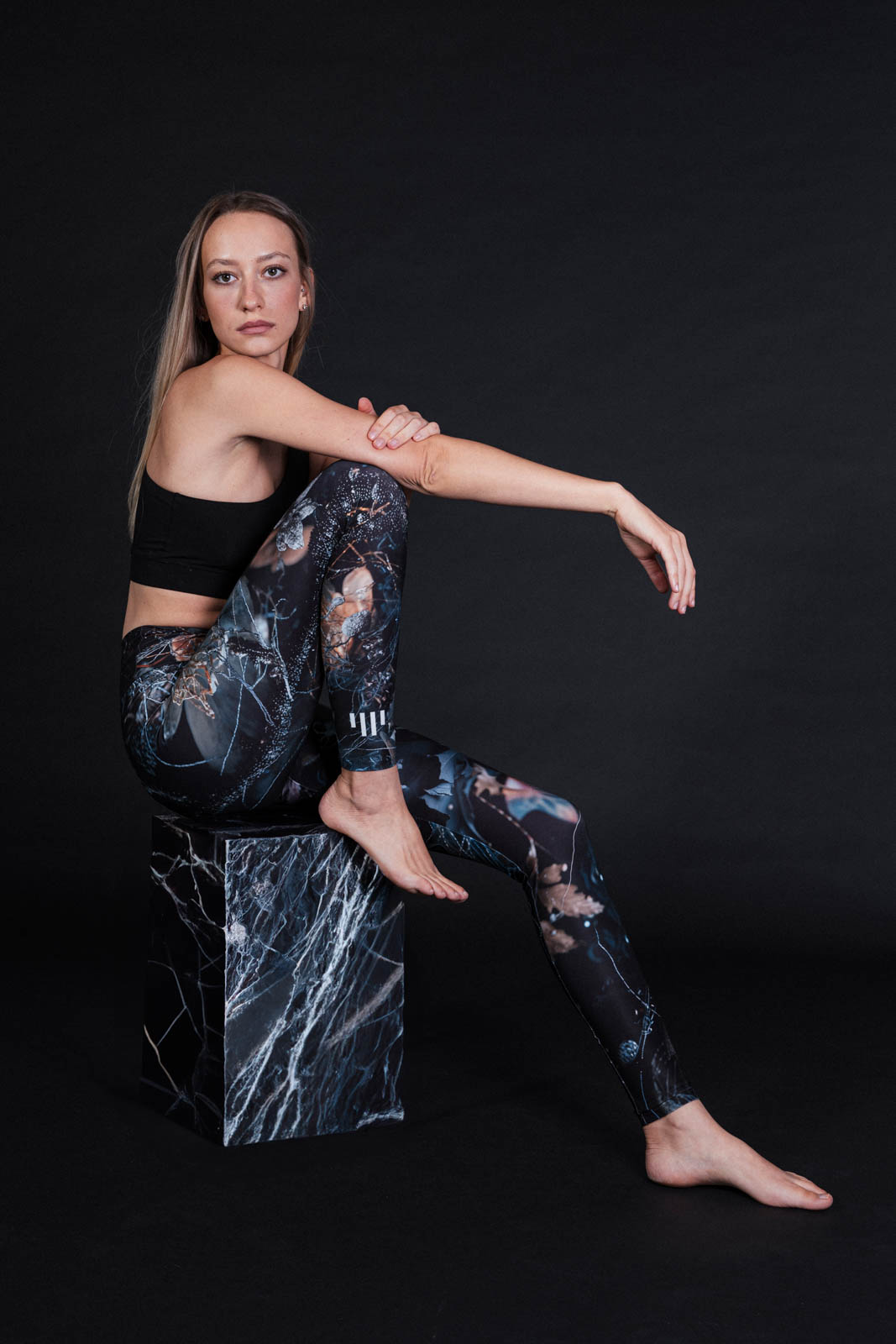 functional leggings Still life black