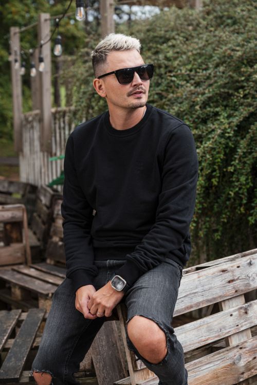 sweatshirt & sweather Elon black